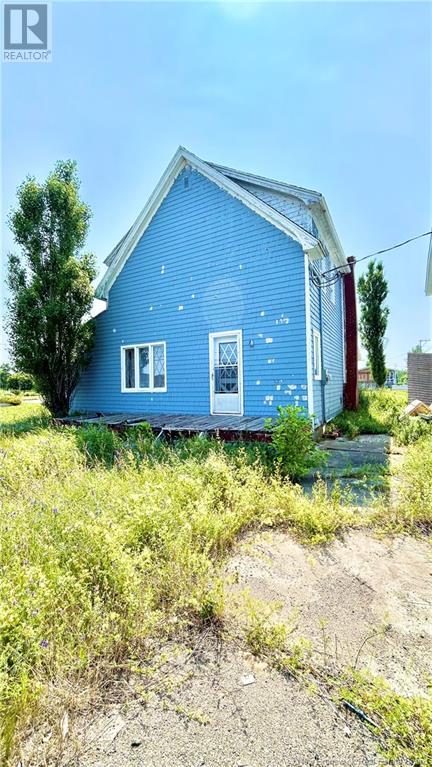 7658 Stpaul, Bas-Caraquet, NB E1W 6C9