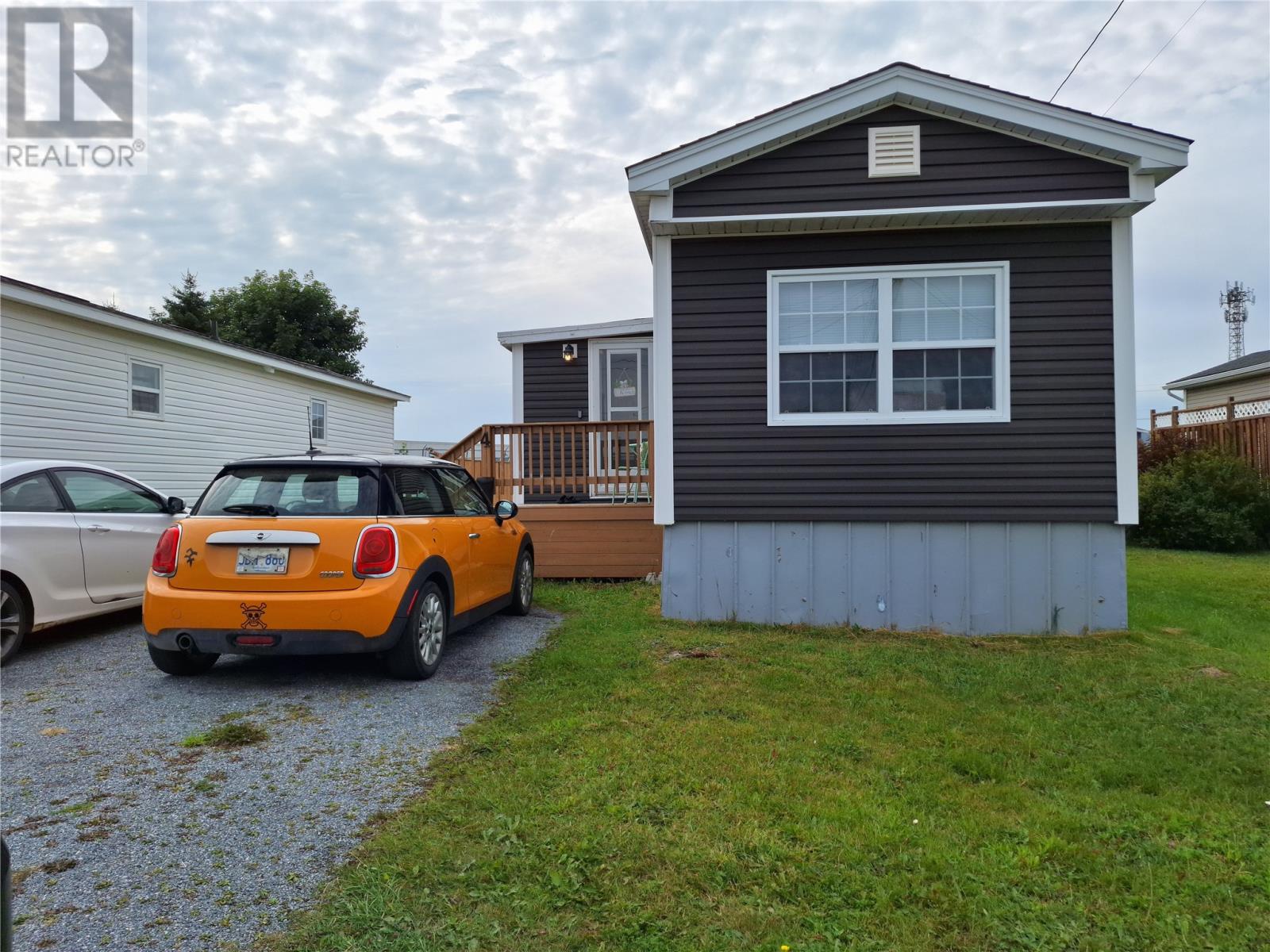 4 Holland Cres, Stephenville, NL A2N 3J3