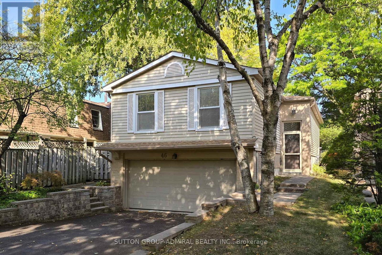 46 Merrylynn Dr W, Richmond Hill, ON L4C 5A9