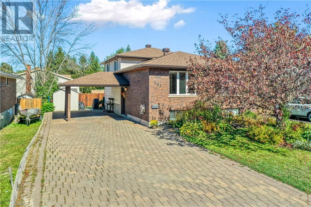 581 Beatrice Cres, Sudbury, ON P3A 5B4