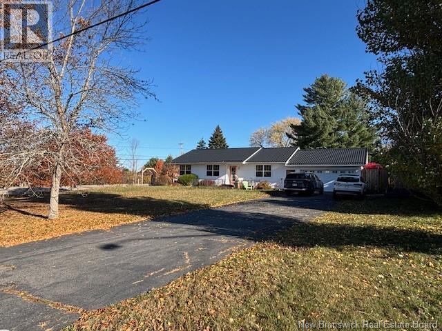 2 Meredith Dr, Sussex Corner, NB E4E 2T7