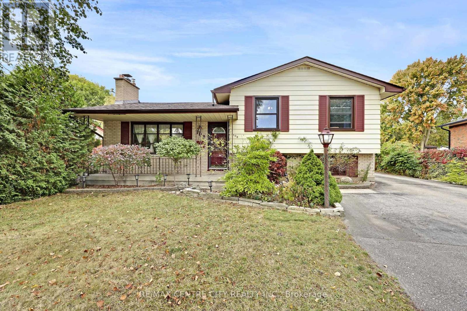 108 Cecilia Pl, London, ON N5Y 4A4