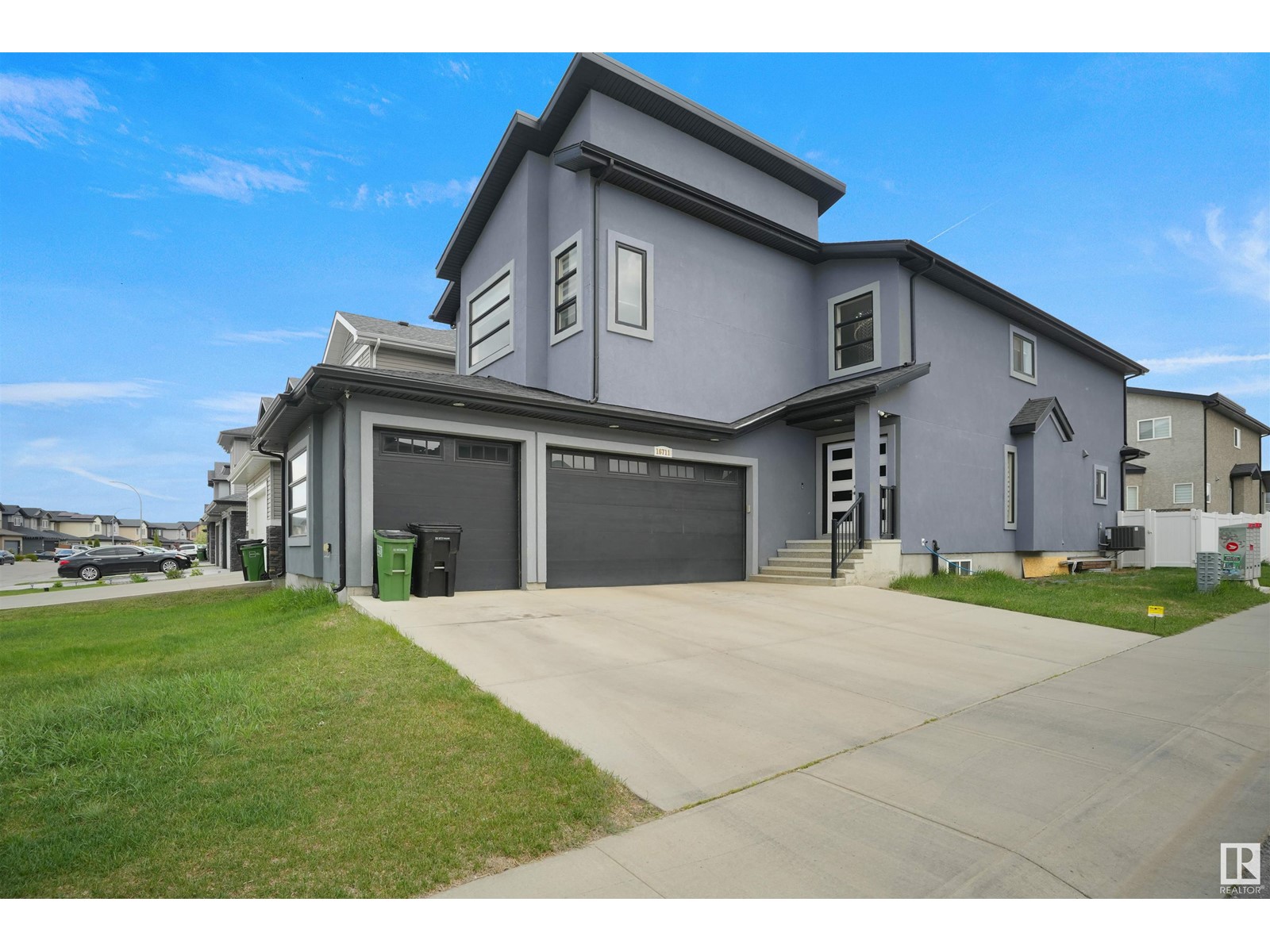 62 St Nw Unit 16711, Edmonton, AB T5Y 0B6
