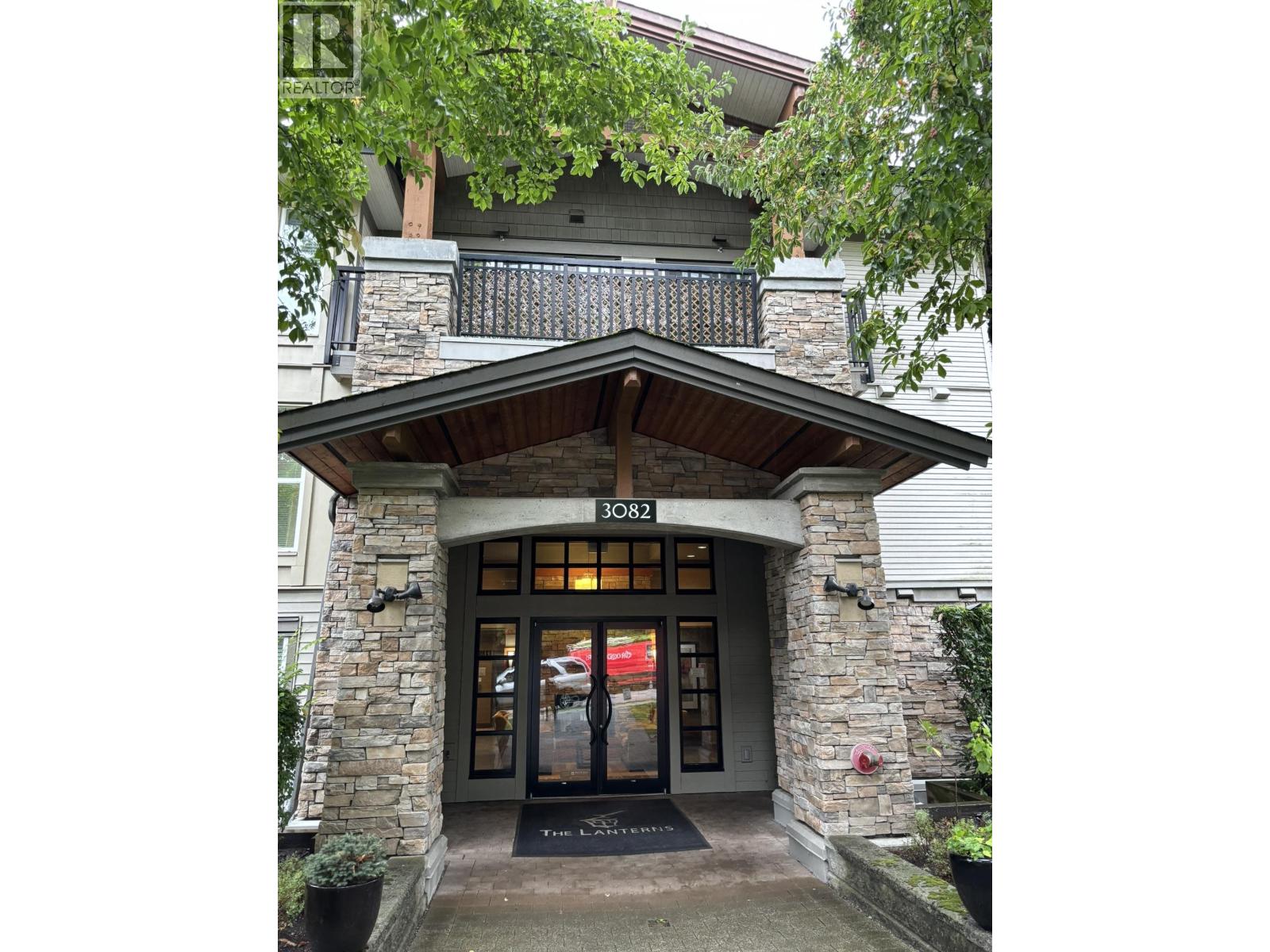 3082 Dayanee Springs Boulevard Unit 103, Coquitlam, BC V3E 0A3