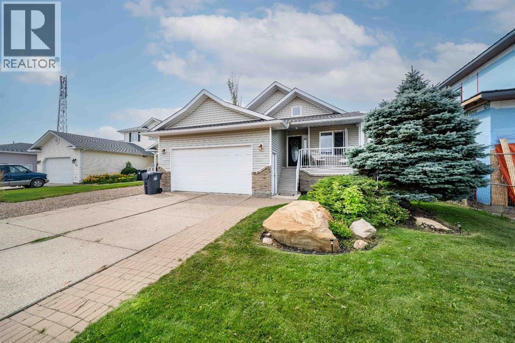 110 Redcliff Way SW, Redcliff, AB T0J 2P0