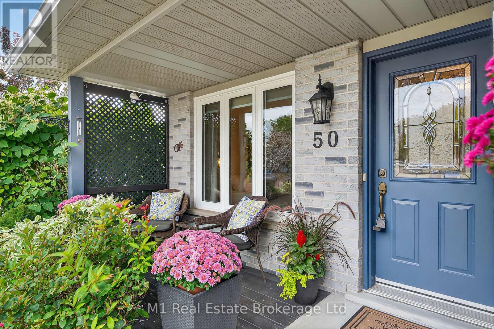 50 Dyer Ct, Cambridge, ON N3C 4B8