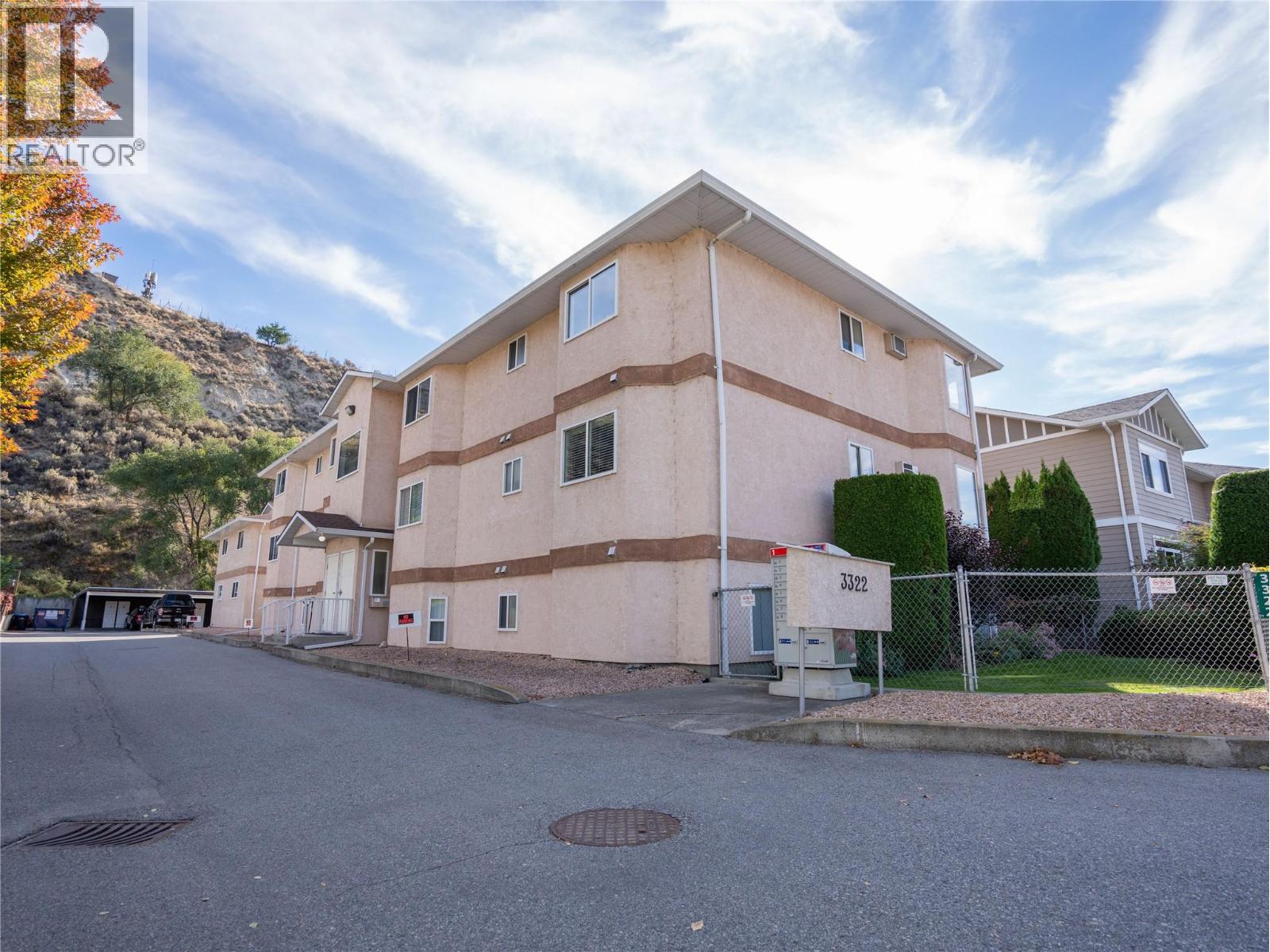 3322 S Main Street Unit 7, Penticton, BC V2A 5J6