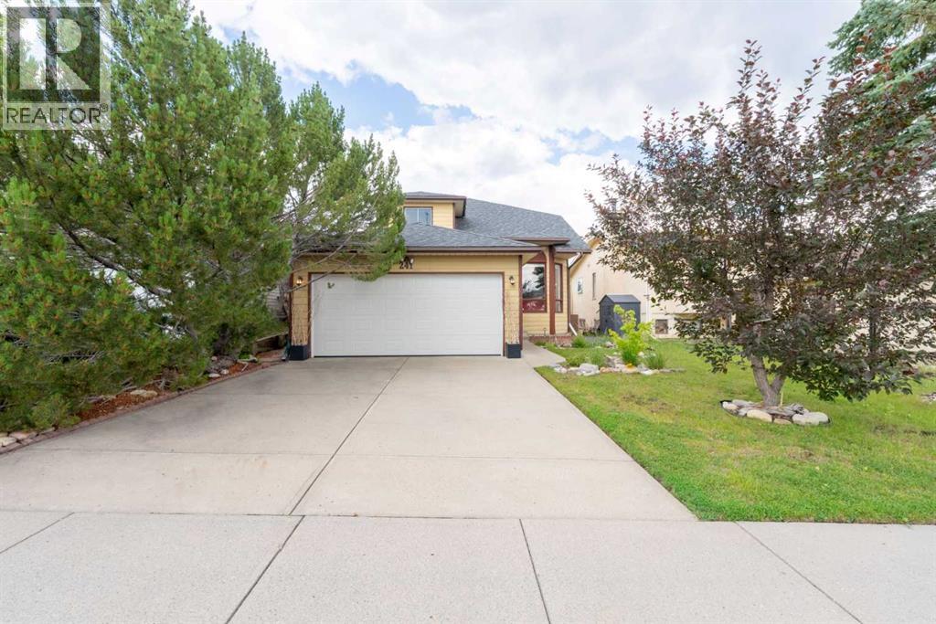 241 Shawfield Rd SW, Calgary, AB T2Y 2J7