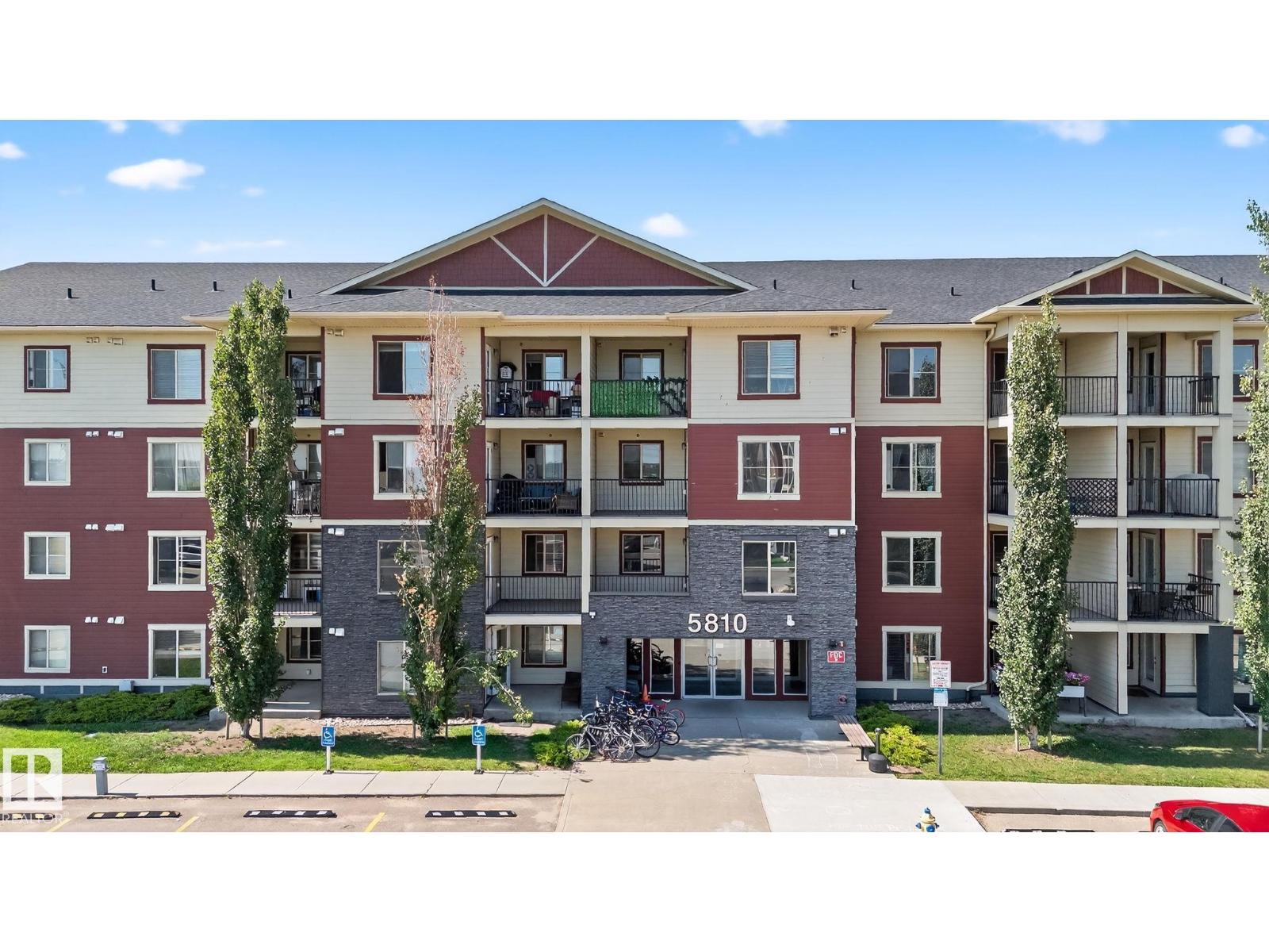 5810 Mullen Place Northwest #208, Edmonton, AB T6R 0W3