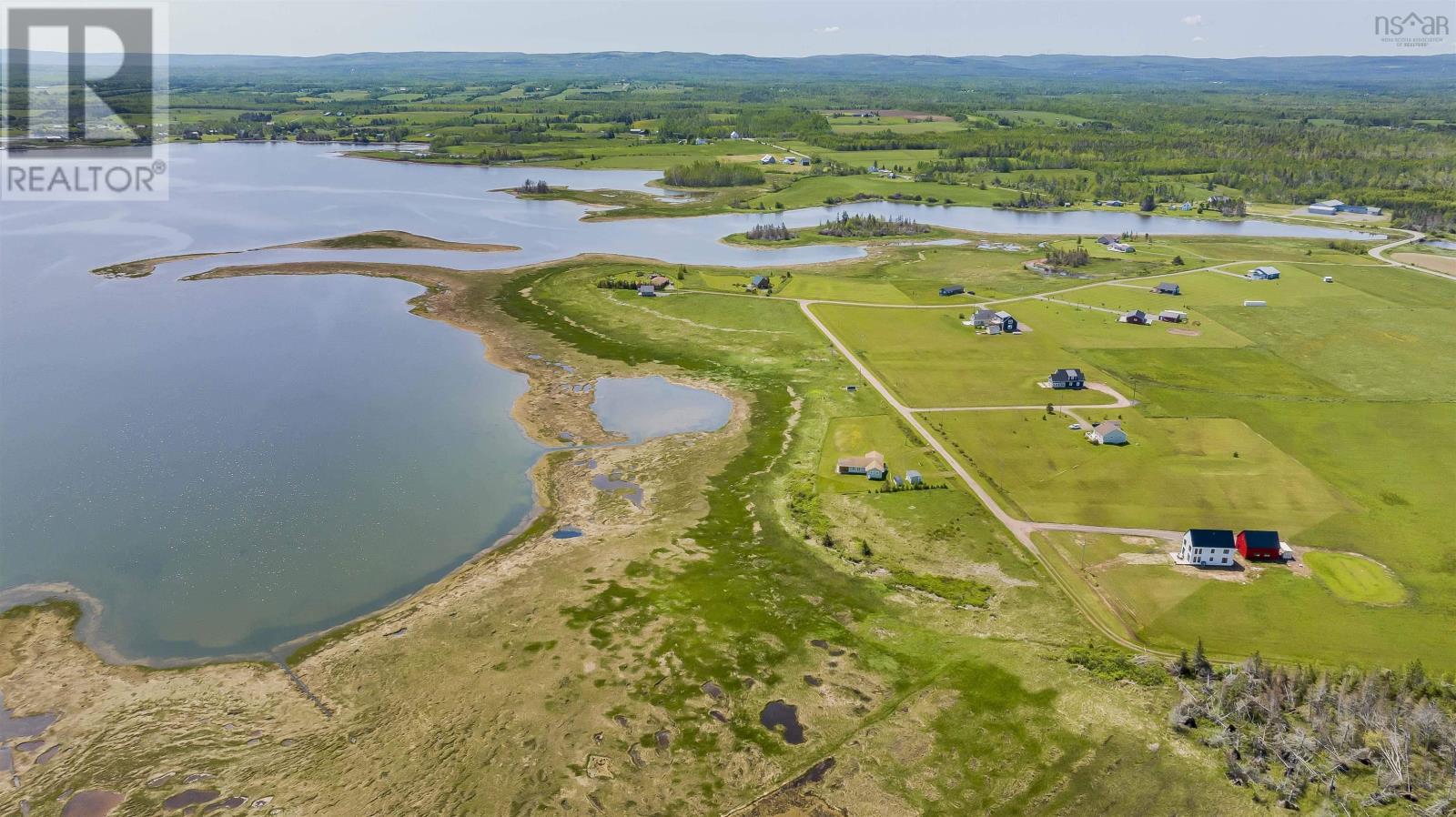 17 Clipper Ln #2, Brule, NS B0K 1V0