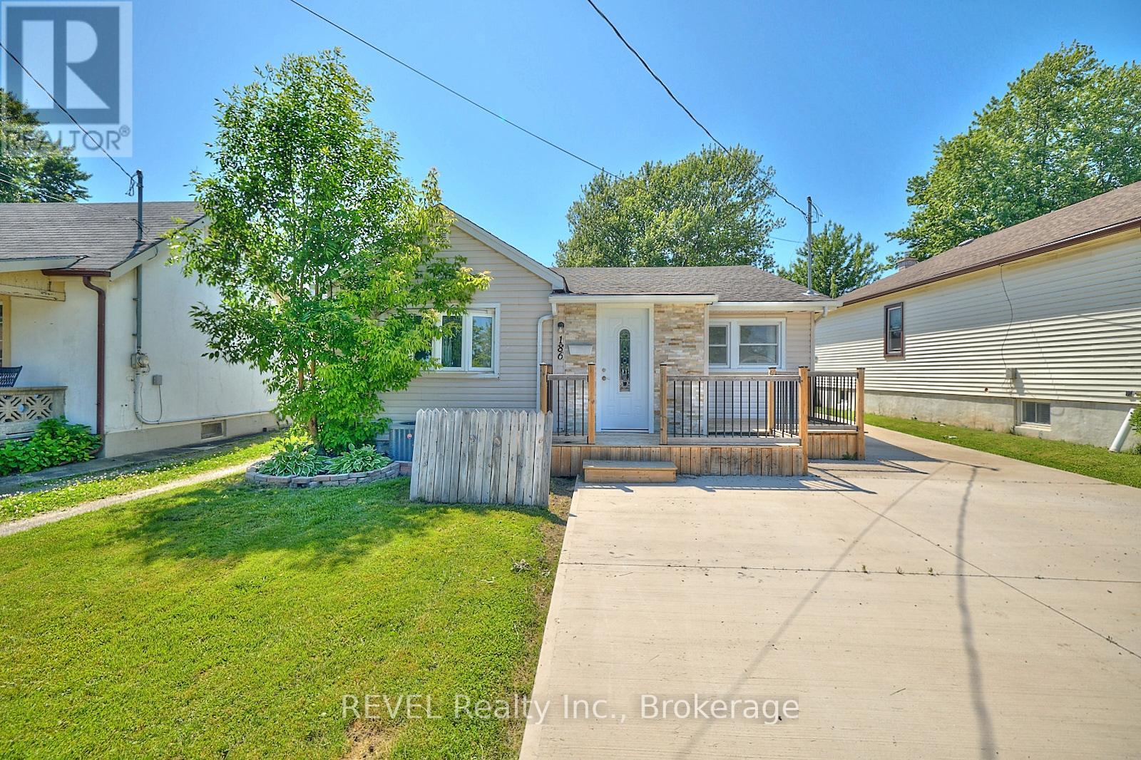 186 Wellington St, Port Colborne Killaly East, ON L3K 2K2