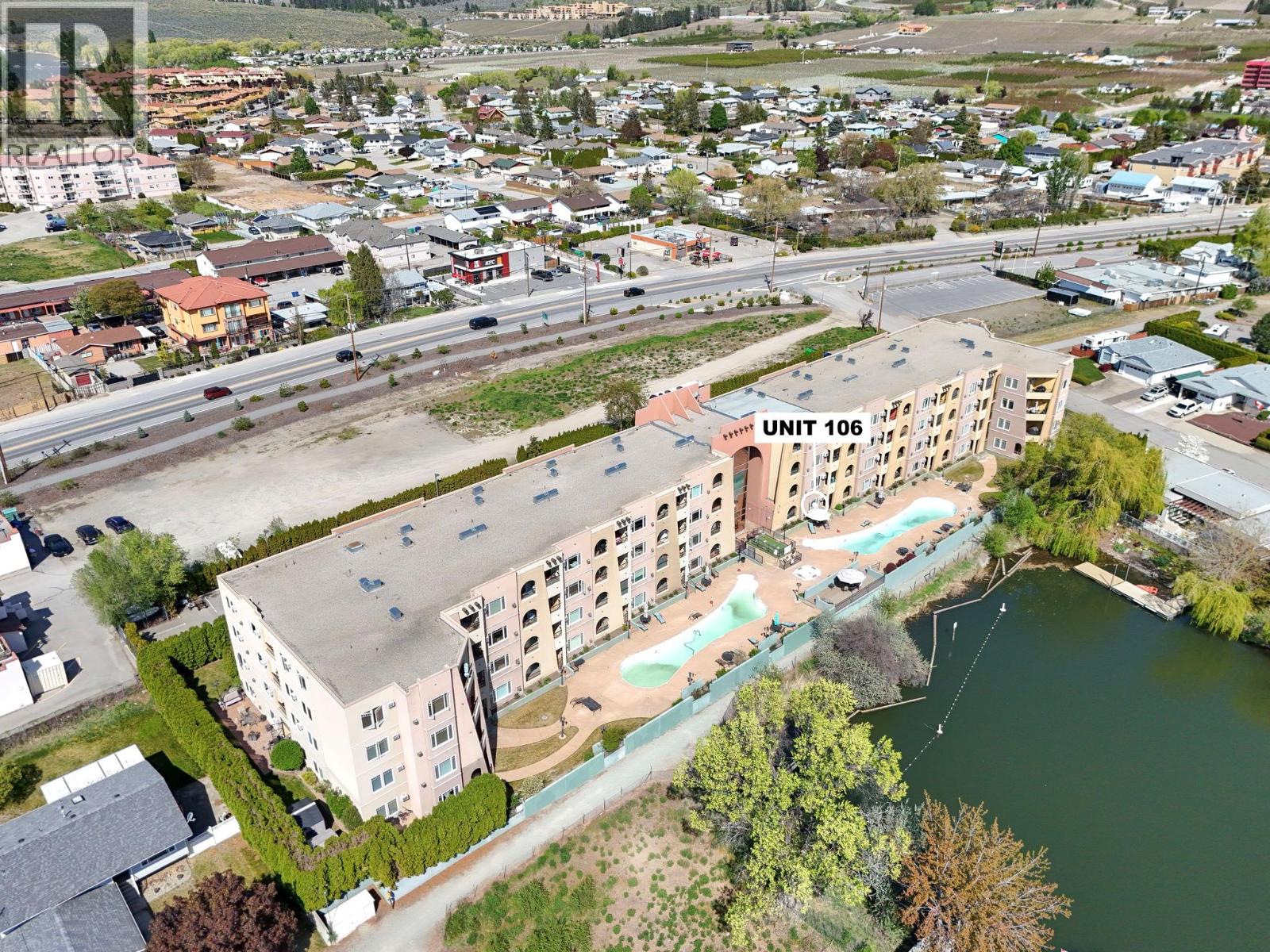 15 Solana Key Court Unit 106, Osoyoos, BC V0H 1V3