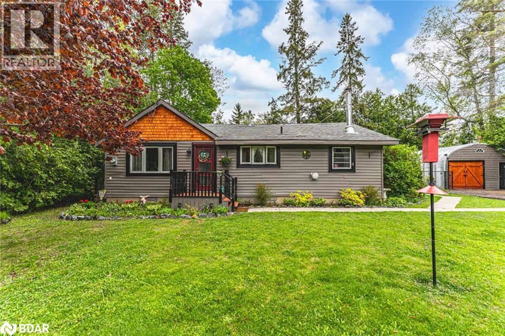 759 Florence Rd, Innisfil, ON L9S 2E2