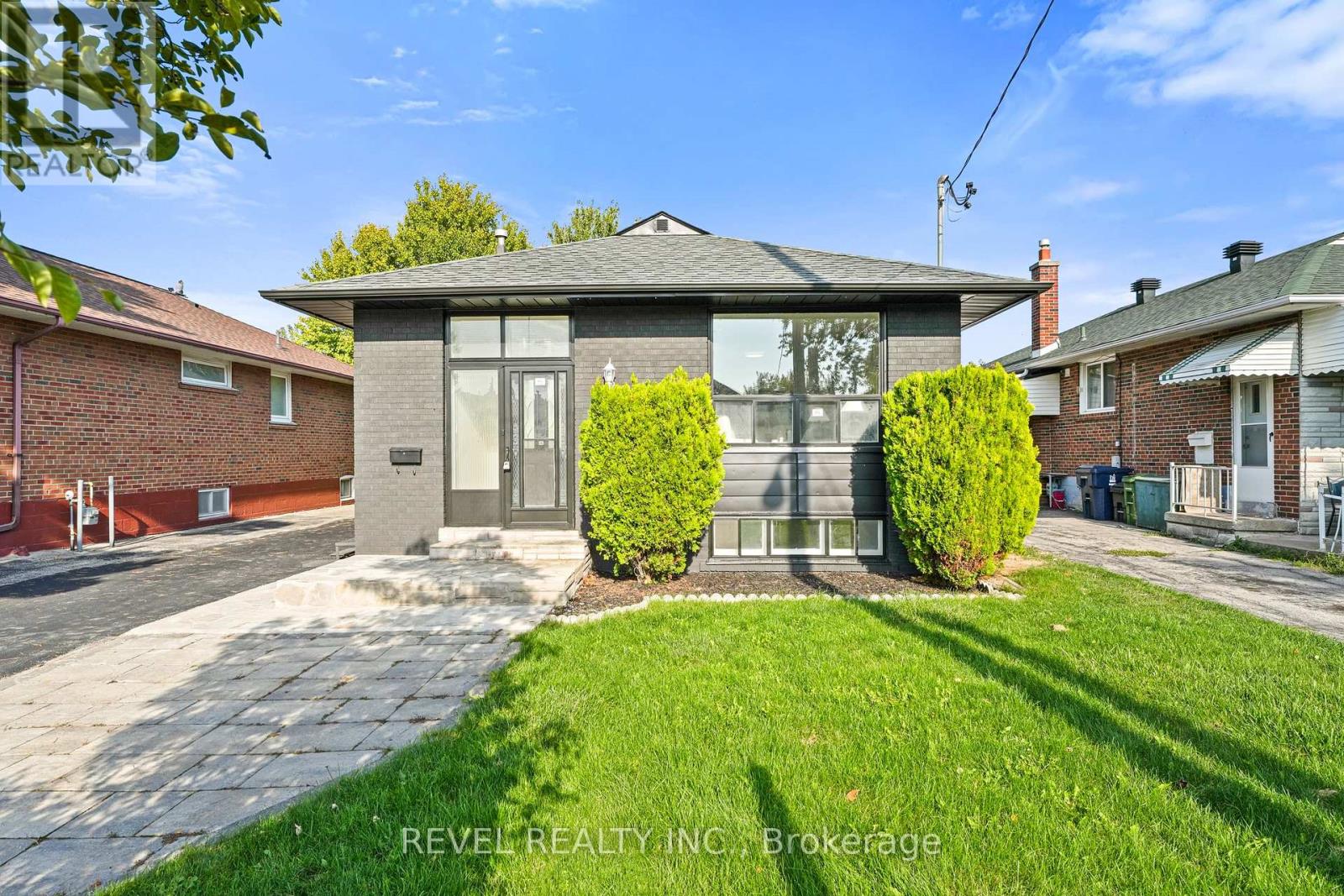 63 Crosland Dr, Toronto, ON M1R 4M9