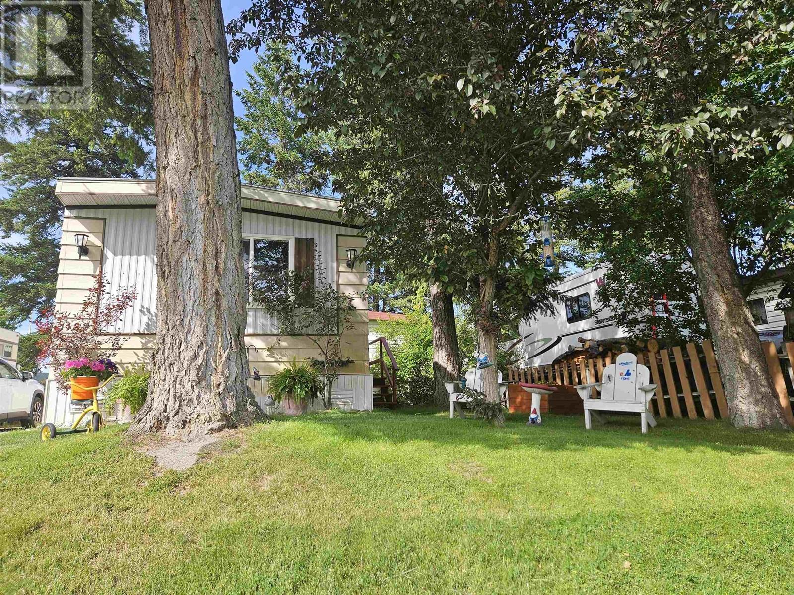 1182 N 3rd Ave, Williams Lake, BC V2G 1Y2