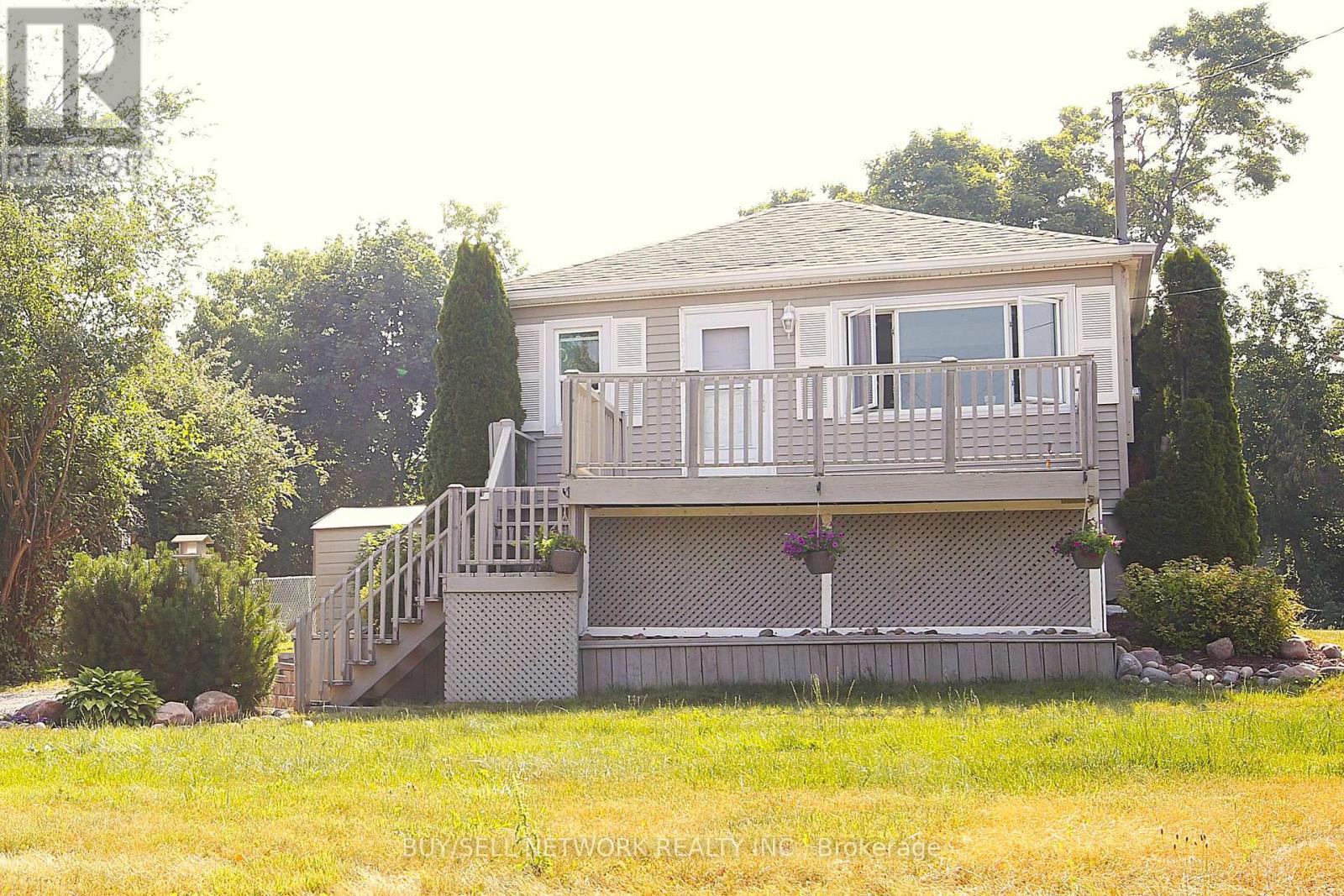 879 Garthorne Ave, Selwyn, ON K0L 1H0