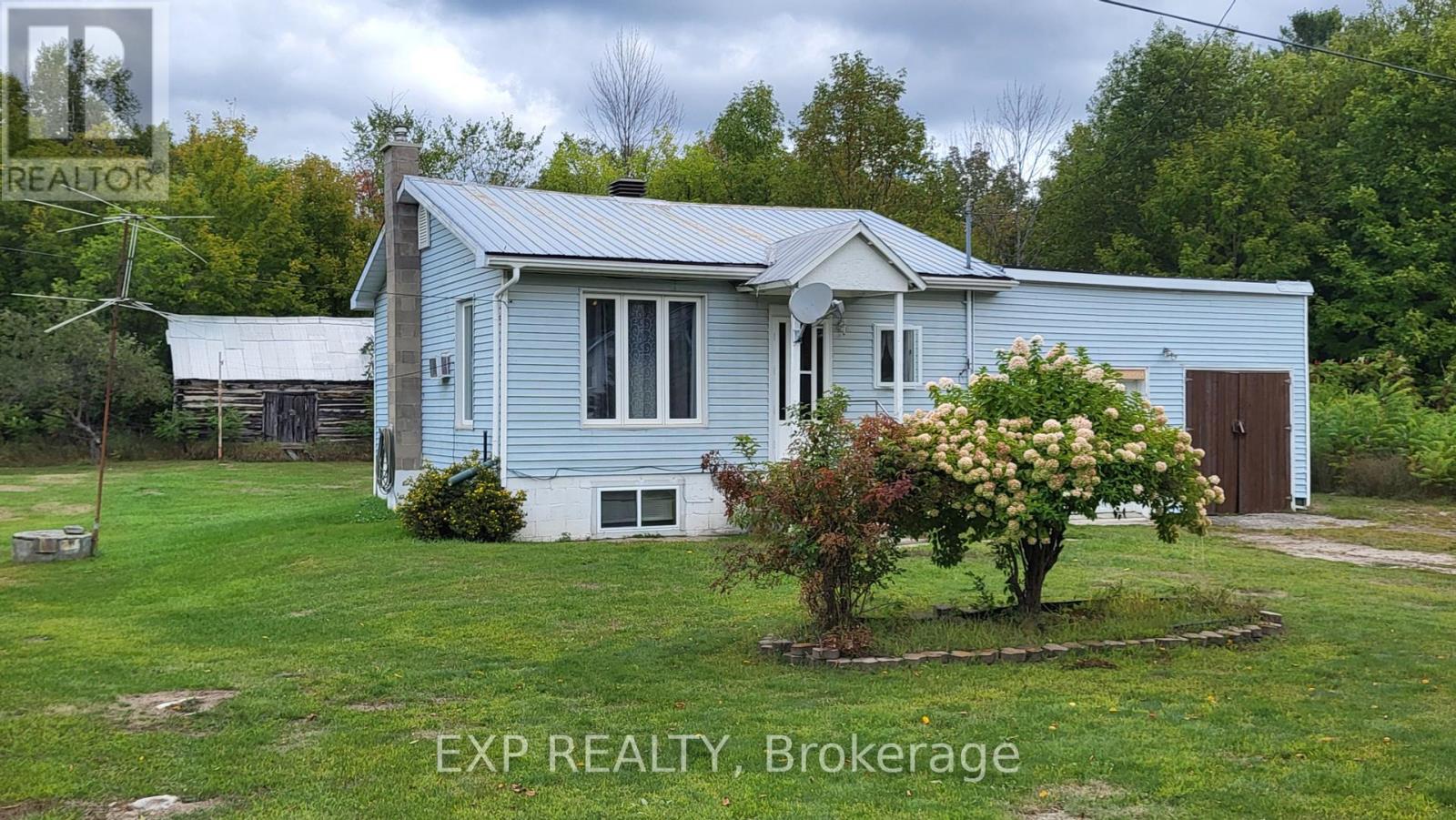 1650 Eady Rd, Horton, ON K7V 3Z8