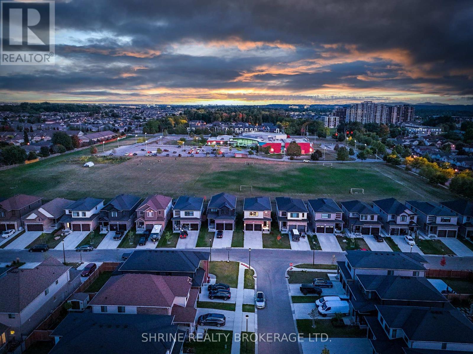 957 Holtby Ct, London, ON N6G 0W9