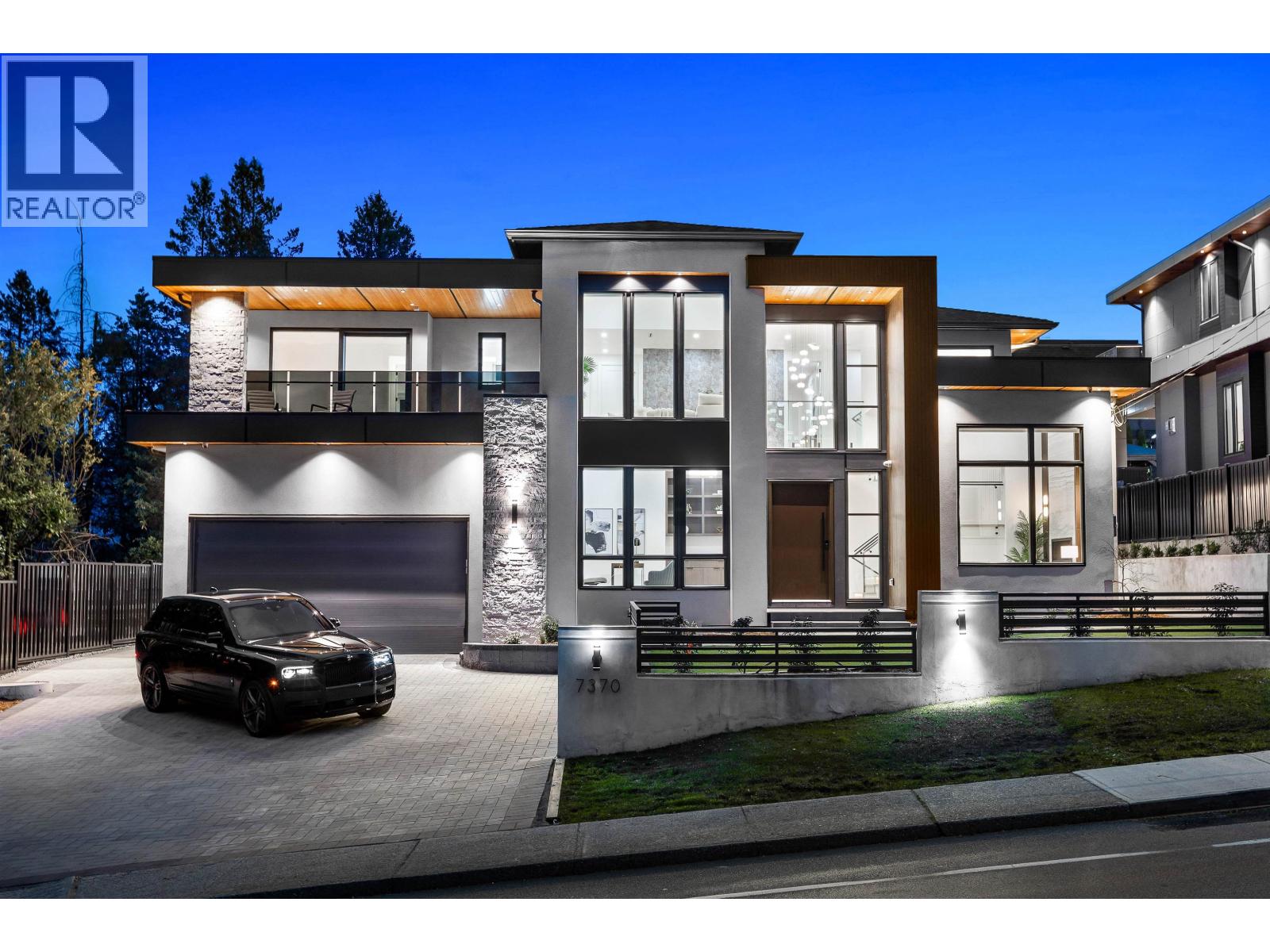 7370 Burris St, Burnaby, BC V5E 1Y5