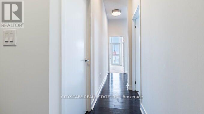 3205 360 Square One Dr, Mississauga, ON L5B 0G7