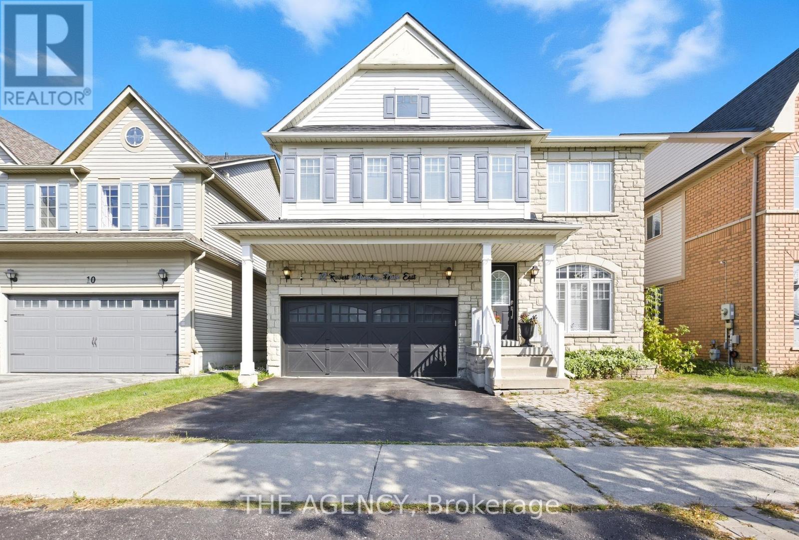 12 Robert Attersley Dr E, Whitby, ON L1R 3E3