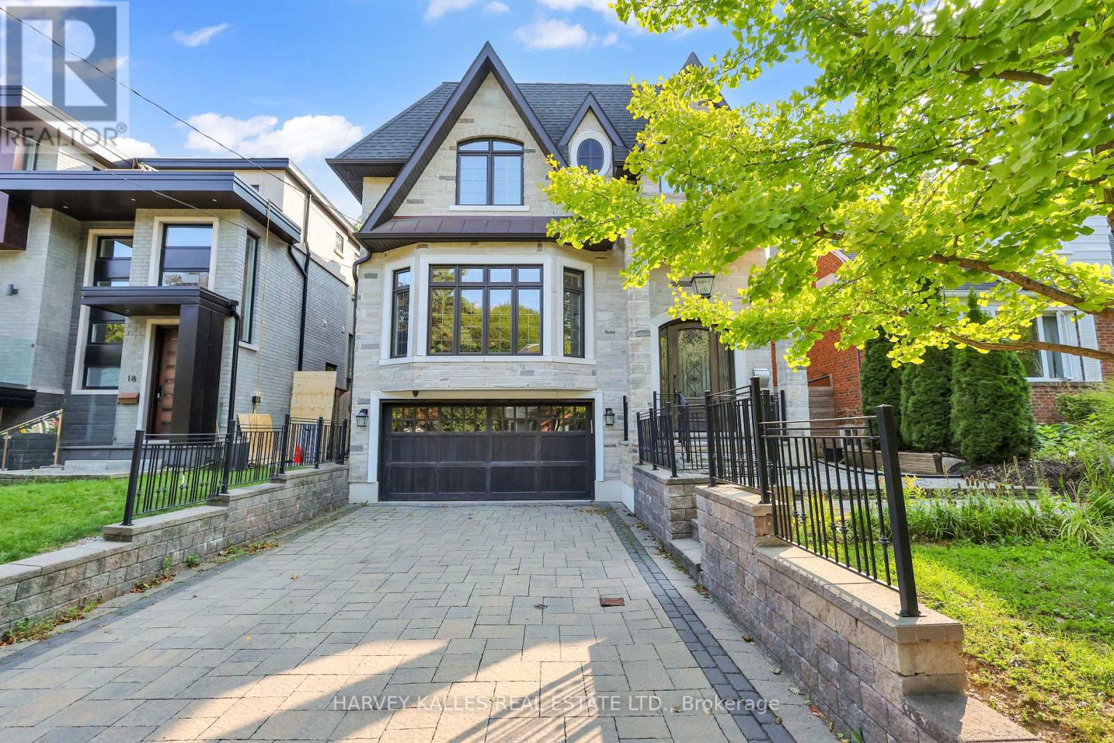 20 Walker Rd, Toronto, ON M2N 2K3