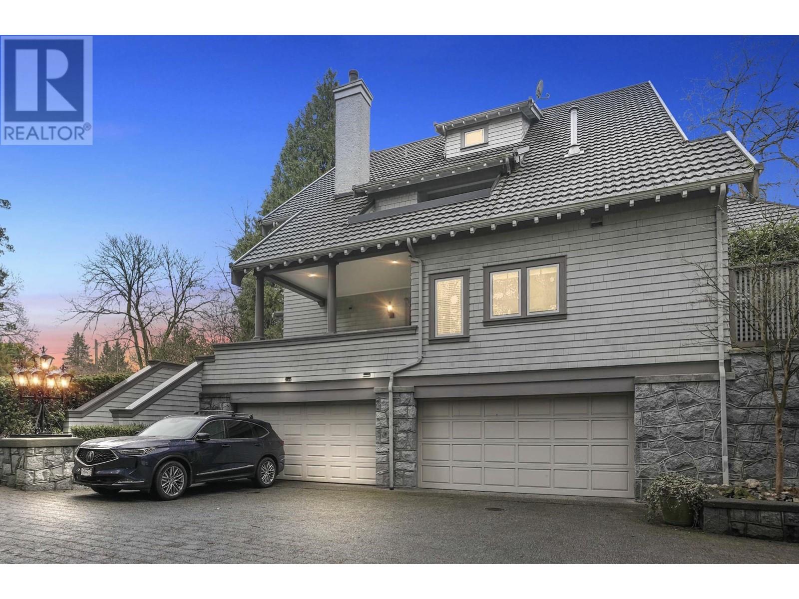 1576 Angus Dr, Vancouver, BC V6J 4H3