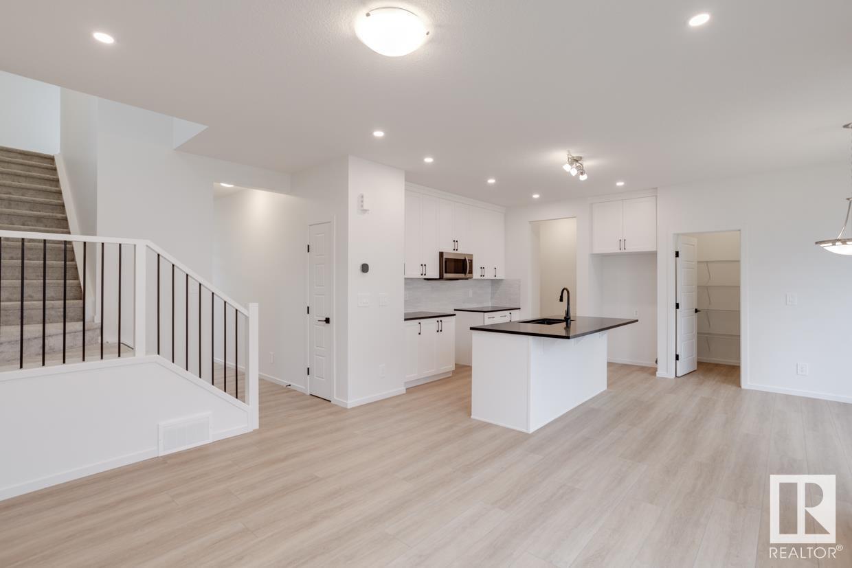 1038 Wolf Willow Way, Sherwood Park, AB T8H 3B3
