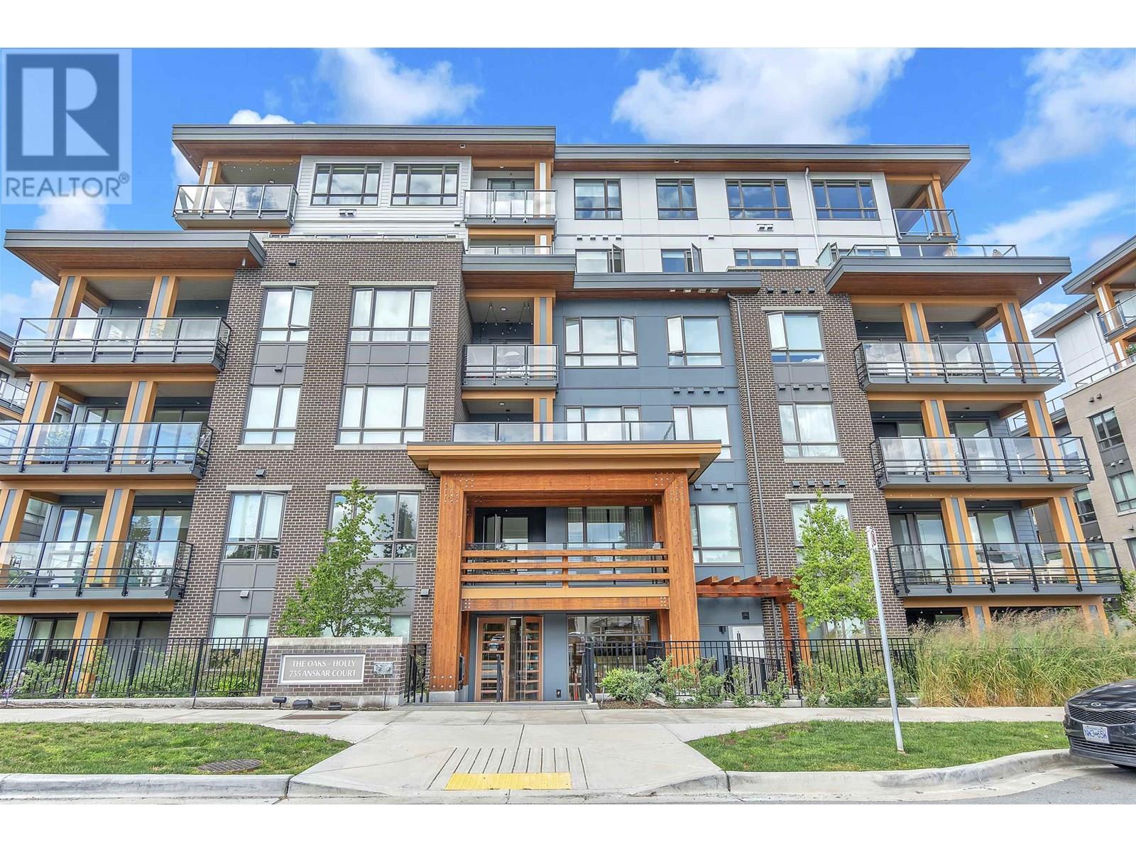 735 Anskar Court Unit 112, Coquitlam, BC V3J 4J3
