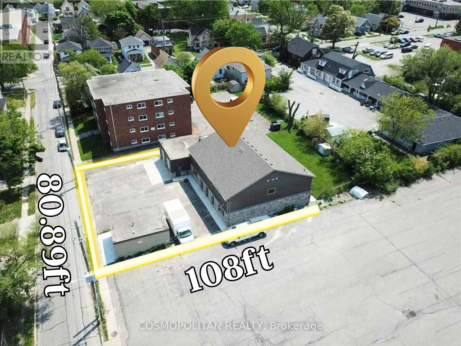 32 Davidson St, St. Catharines, ON L2R 2V4