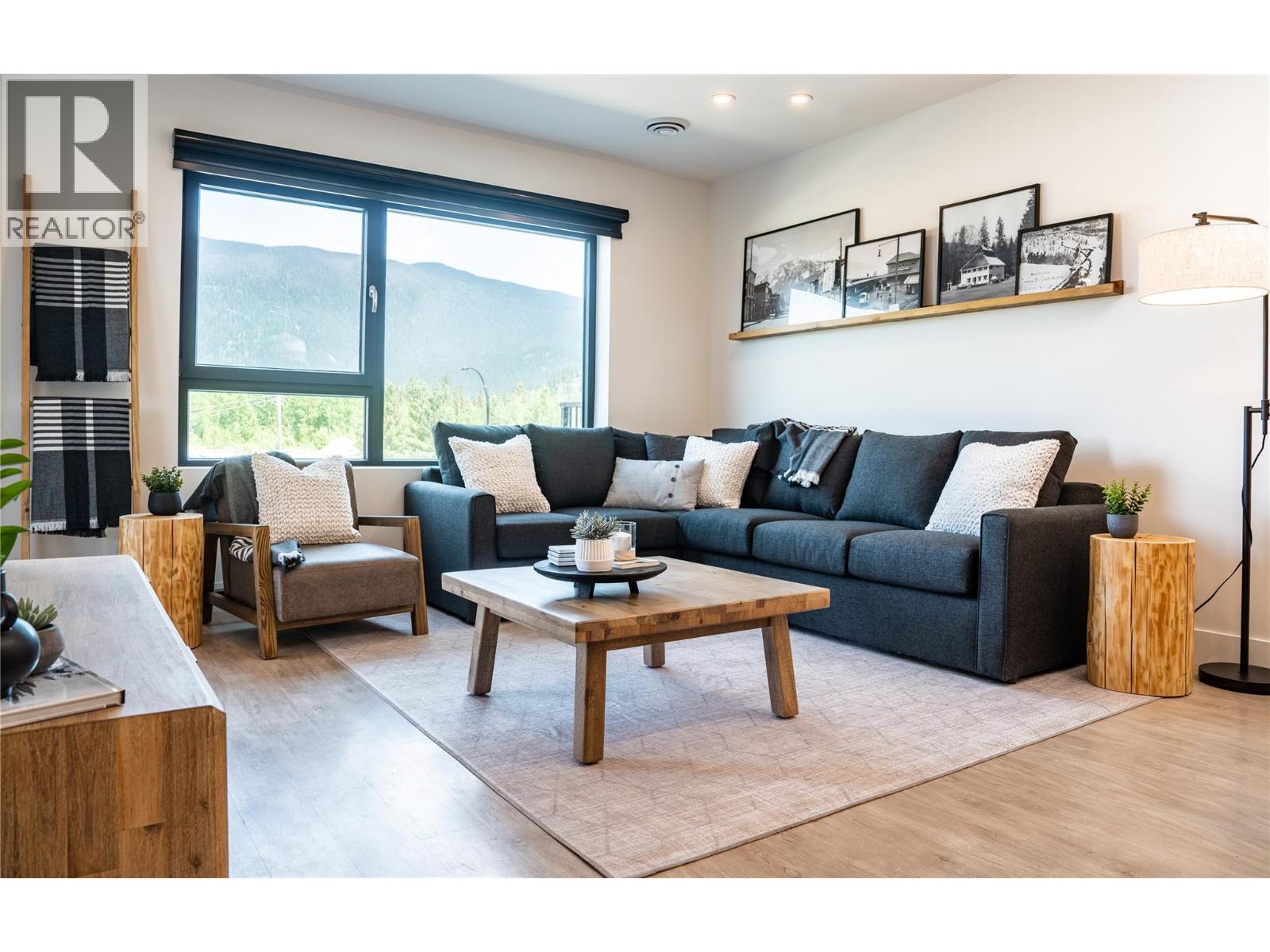 1701 Coursier Avenue Unit 2206, Revelstoke, BC V0E 2S3