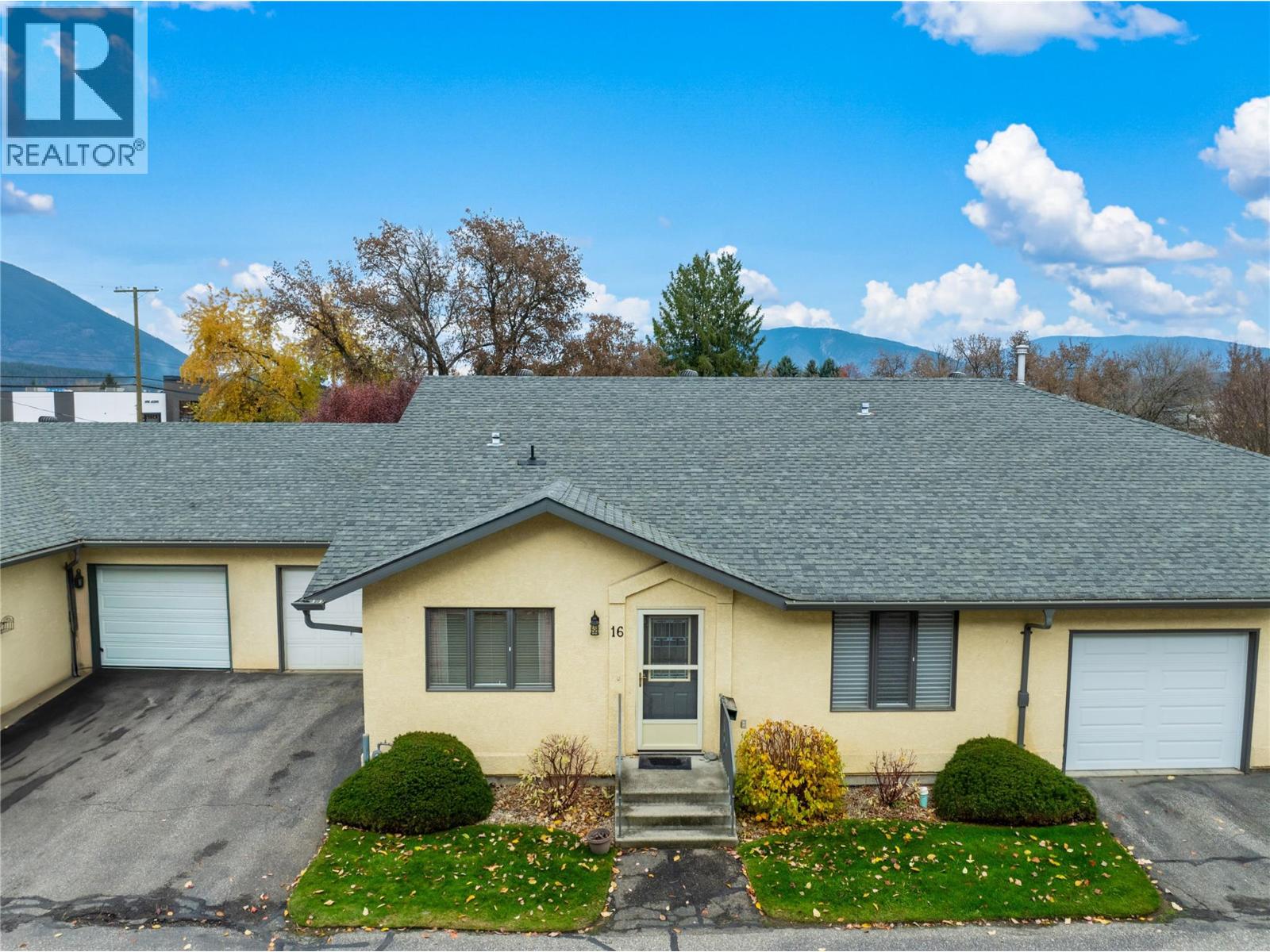 780 10 Street Sw Unit 16, Salmon Arm, BC V1E 1L9