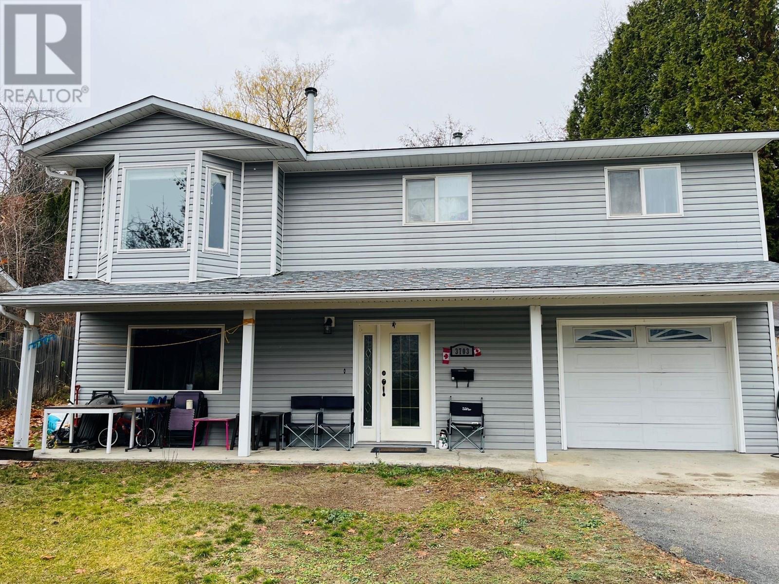 3703 9 Avenue, Castlegar, BC N1N 3T3