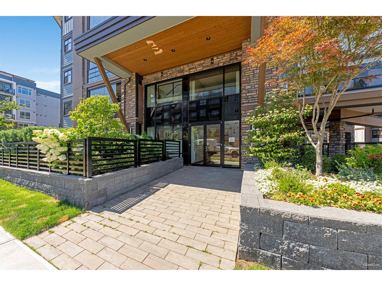 3535 146a Street Unit 407, Surrey, BC V4P 0H2