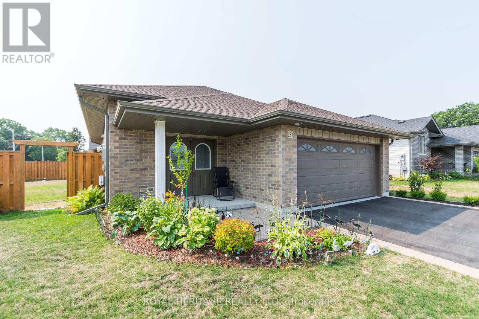 151 Rollins Dr, Belleville, ON K8N 4J7
