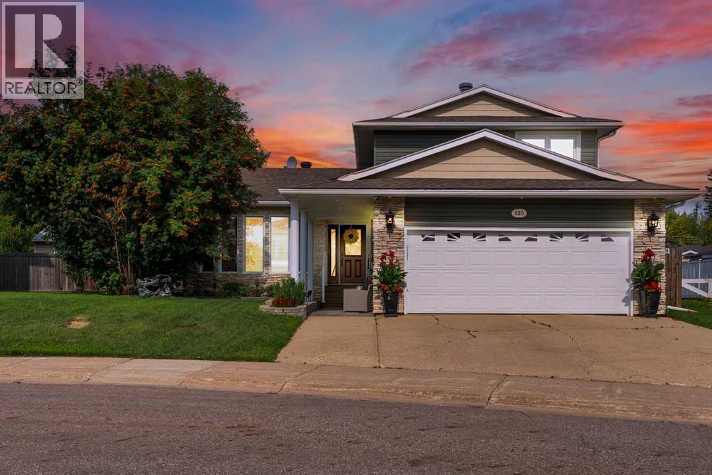 125 Whiteoak Gdn, Fort Mcmurray, AB T9K 1A7