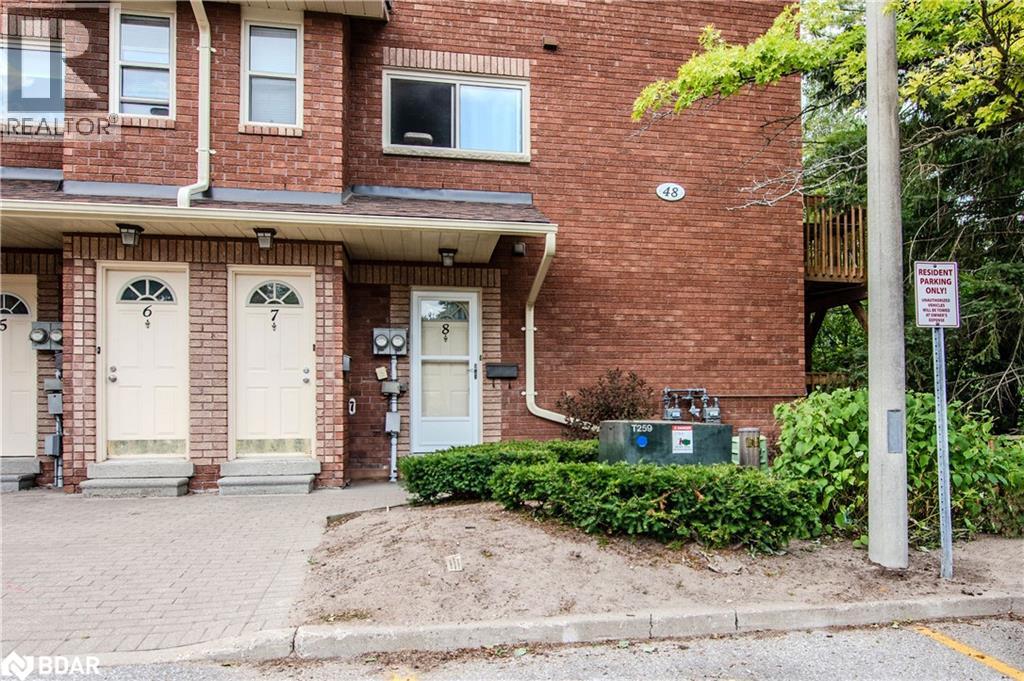 48 Shadowood Road Unit 8, Barrie, ON L4N 7K6