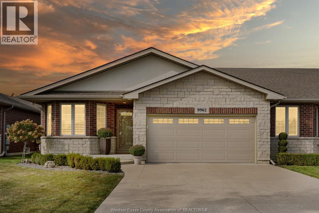9962 Little River Blvd, Windsor, ON N8P 1Z2