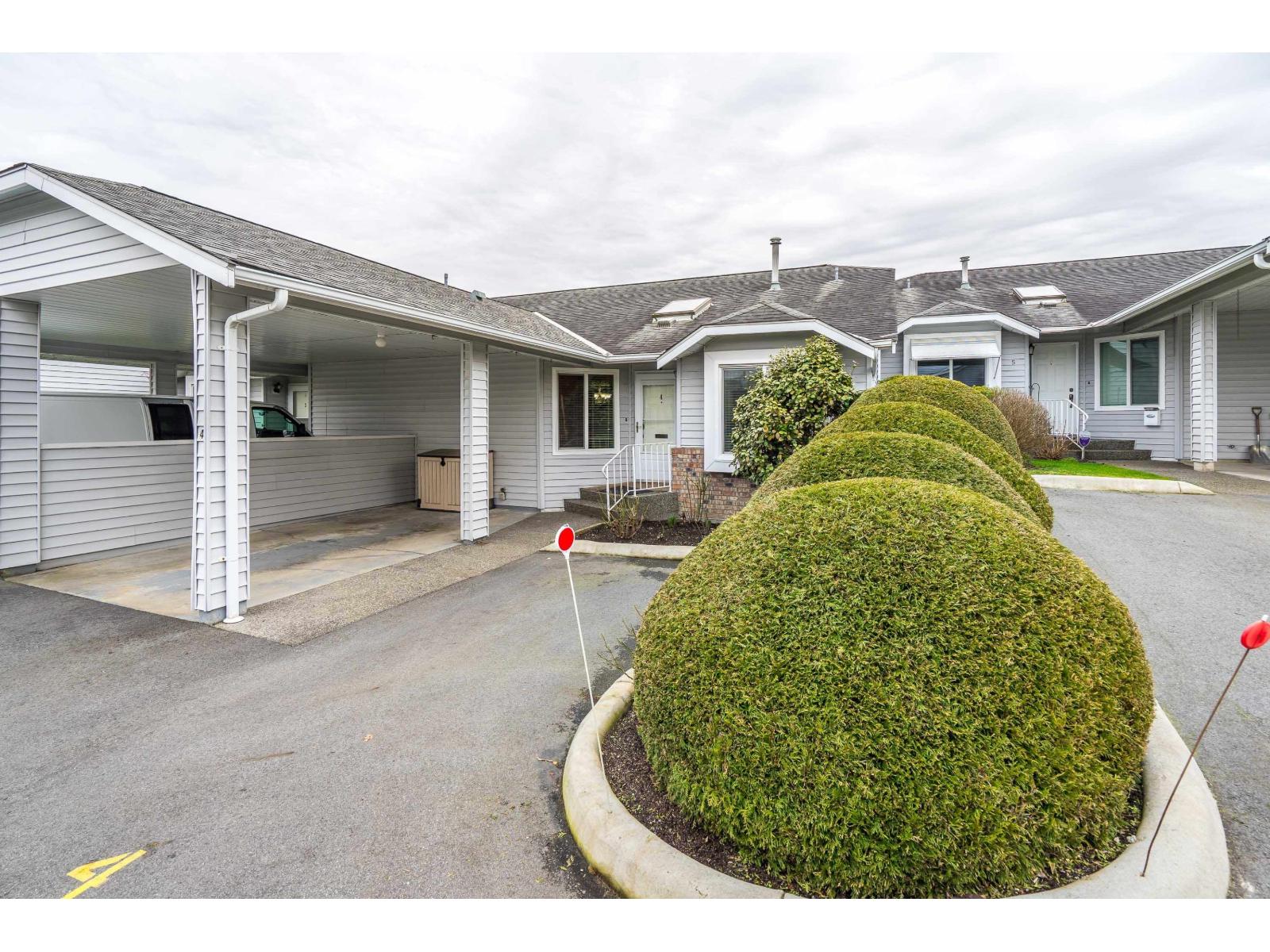 2989 Trafalgar Street Unit 4, Abbotsford, BC V2S 7X9