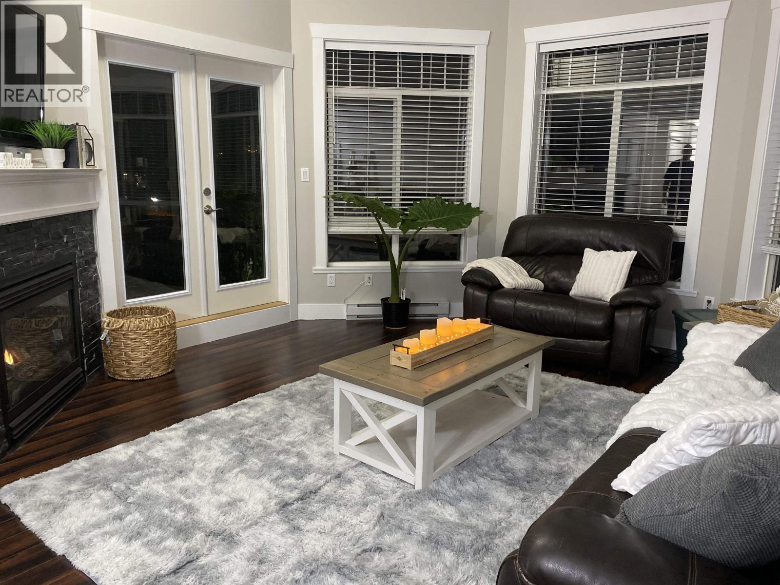 12207 224 Street Unit 410, Maple Ridge, BC V2X 6B9