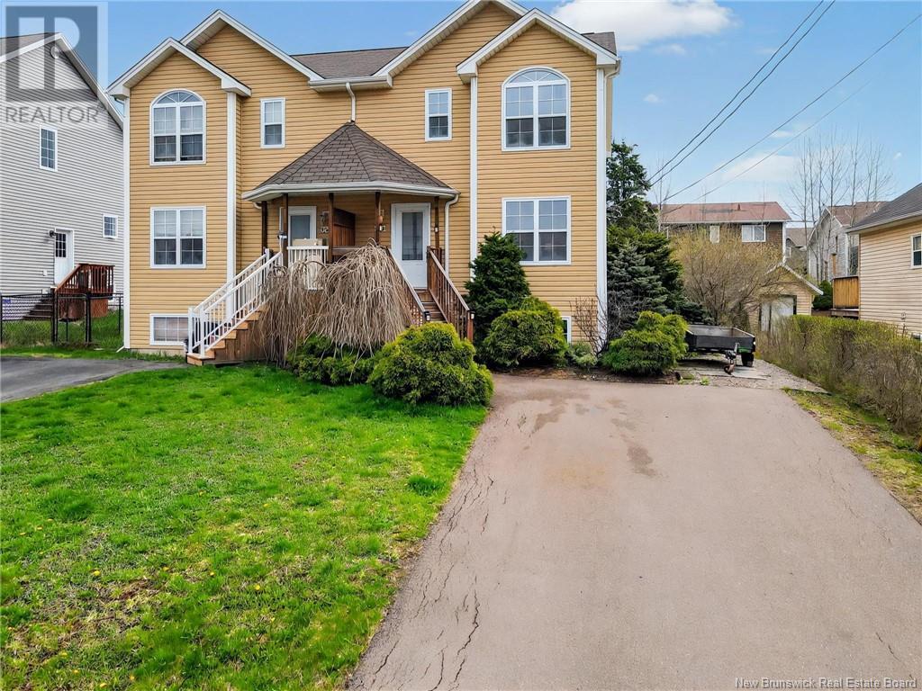 967 Mapleton Rd, Moncton, NB E1G 2K6