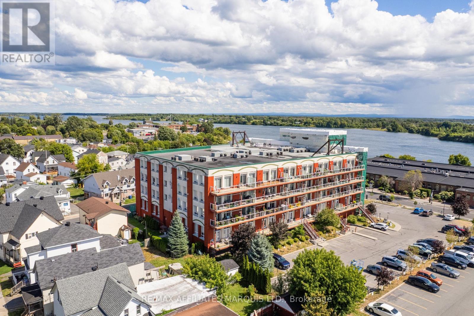 405 710 Cotton Mill St, Cornwall, ON K6H 7L3