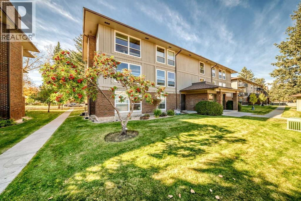 860 Midridge Drive Se Unit 324, Calgary, AB T2X 1K1