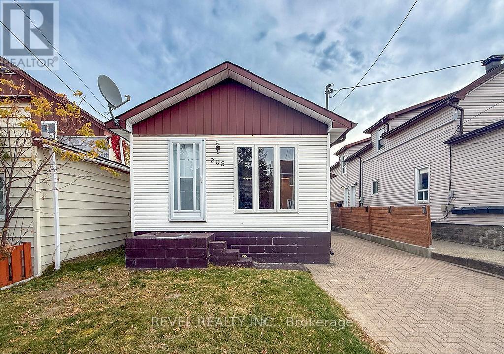206 Birch St S, Timmins, ON P4N 2B1