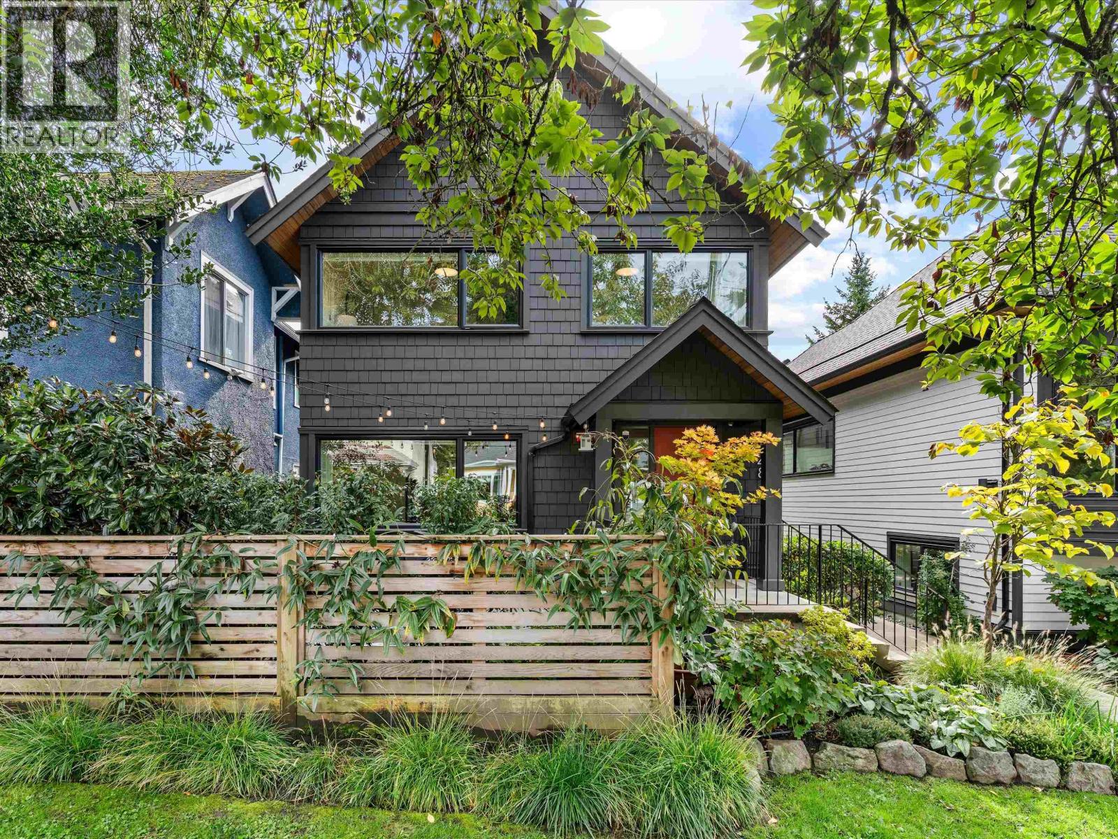 1148 E 22nd Ave, Vancouver, BC V5V 1W4