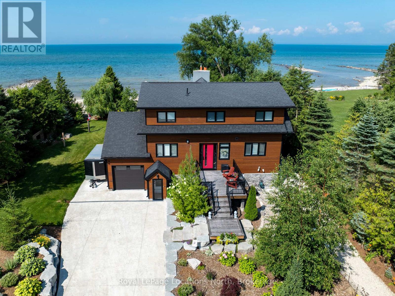 33 D Ln, Collingwood, ON L9Y 0X2