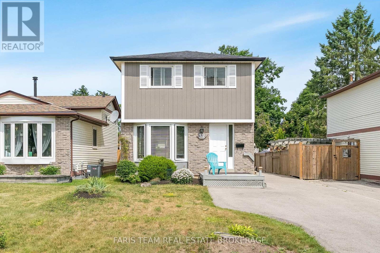 32 Janice Dr, Barrie, ON L4N 5N4