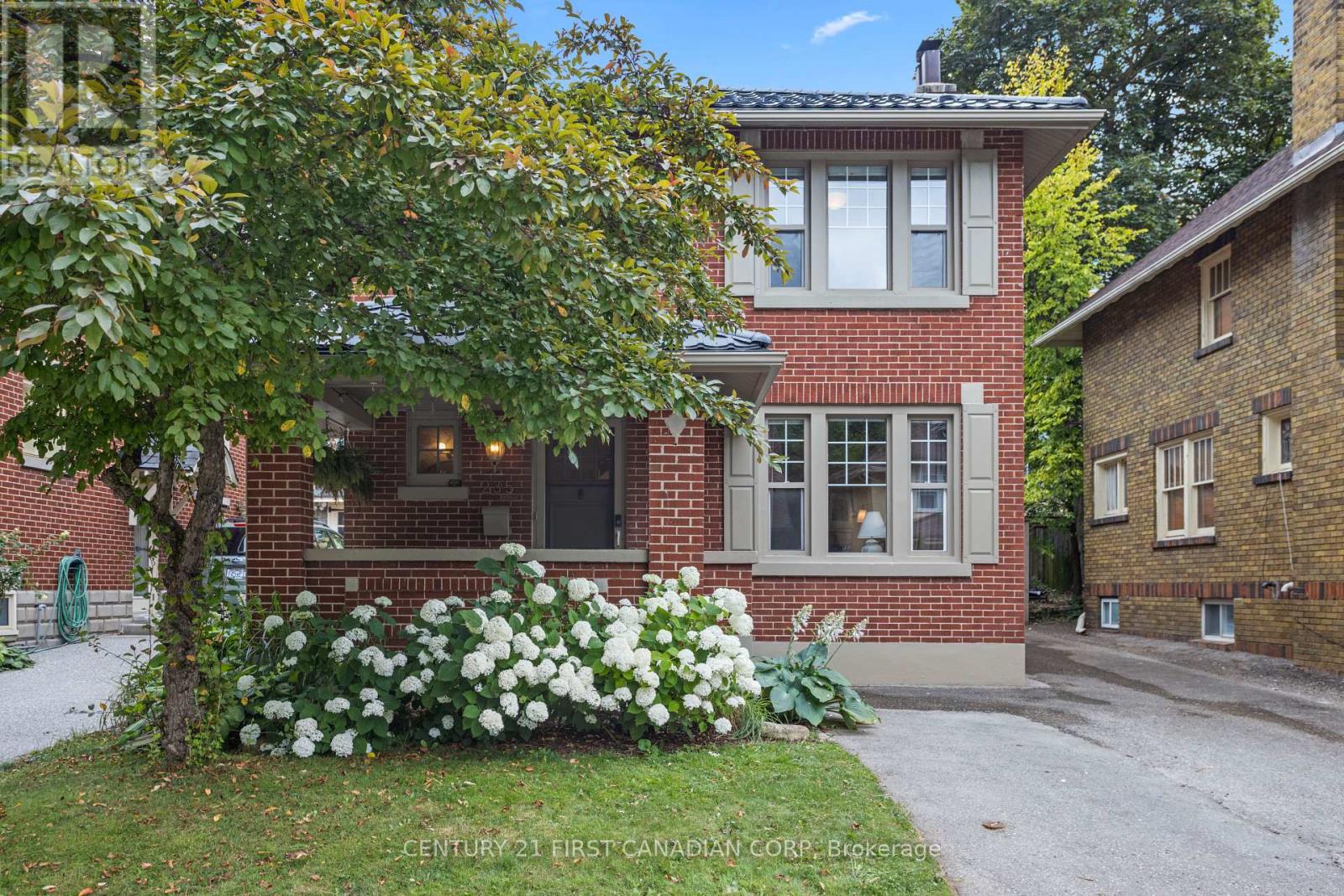235 Sherwood Ave, London, ON N6A 2G1