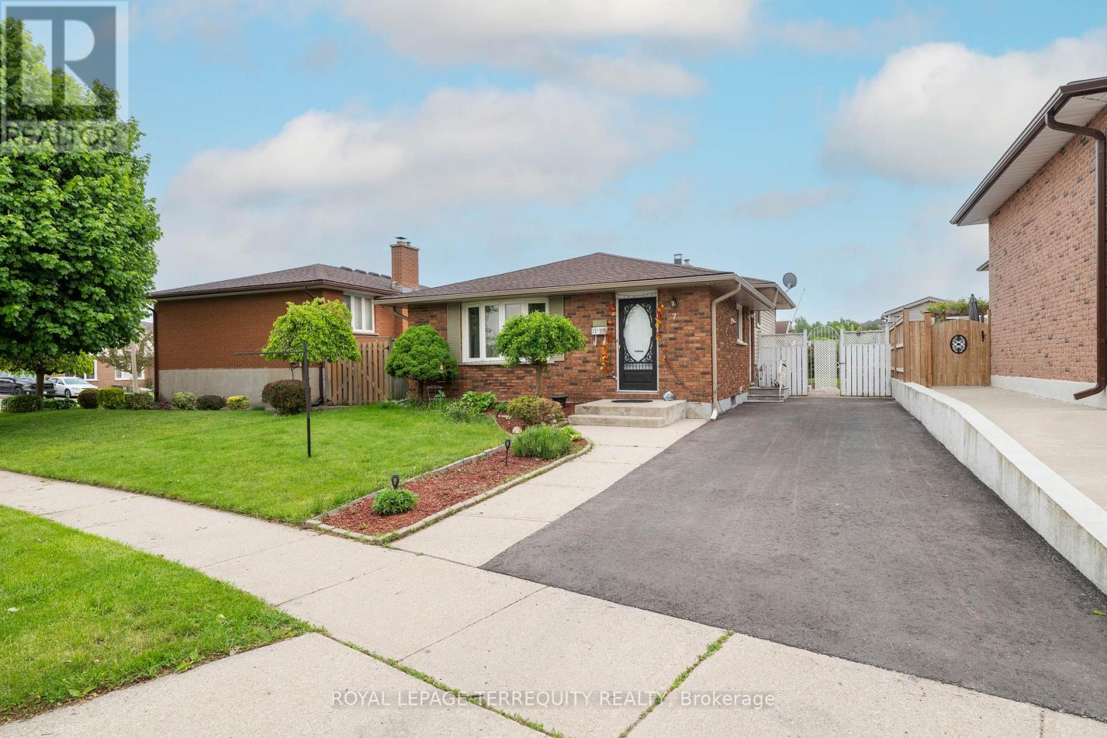 7 Anderson Dr, Cambridge, ON N1R 6E6