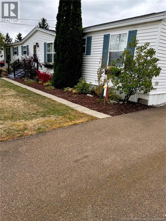 12 Villars St, Moncton, NB E1H 3J9